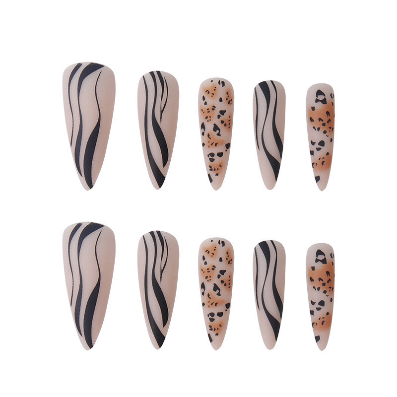 L37 Shadowy Stripes High-end Press on Nails