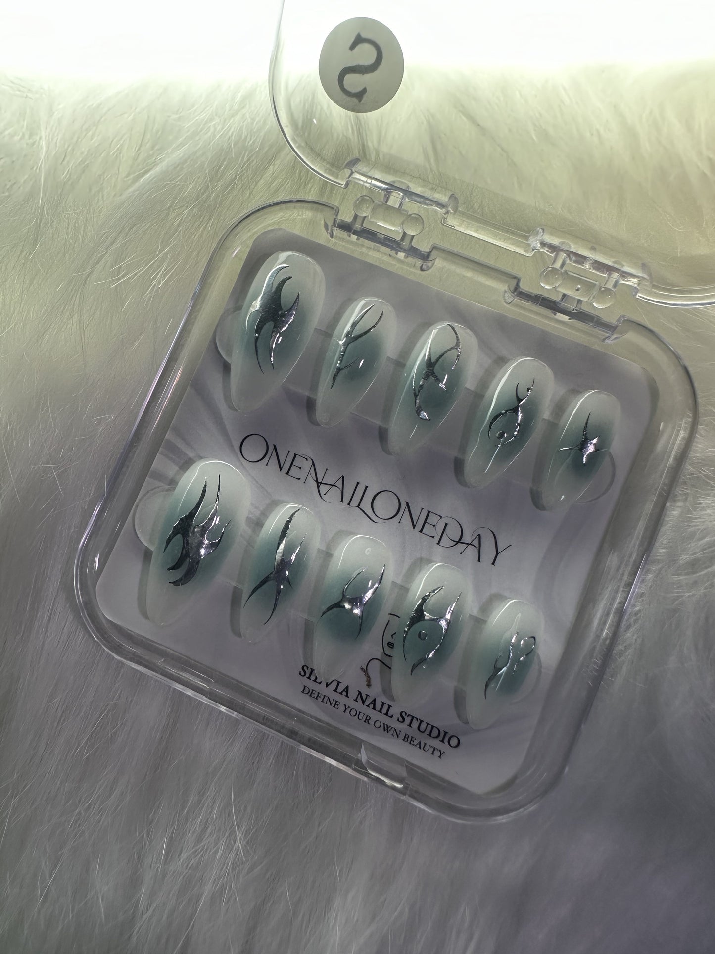 【High-end Handmade Acrylic Nails Salon-grade customized press ons】