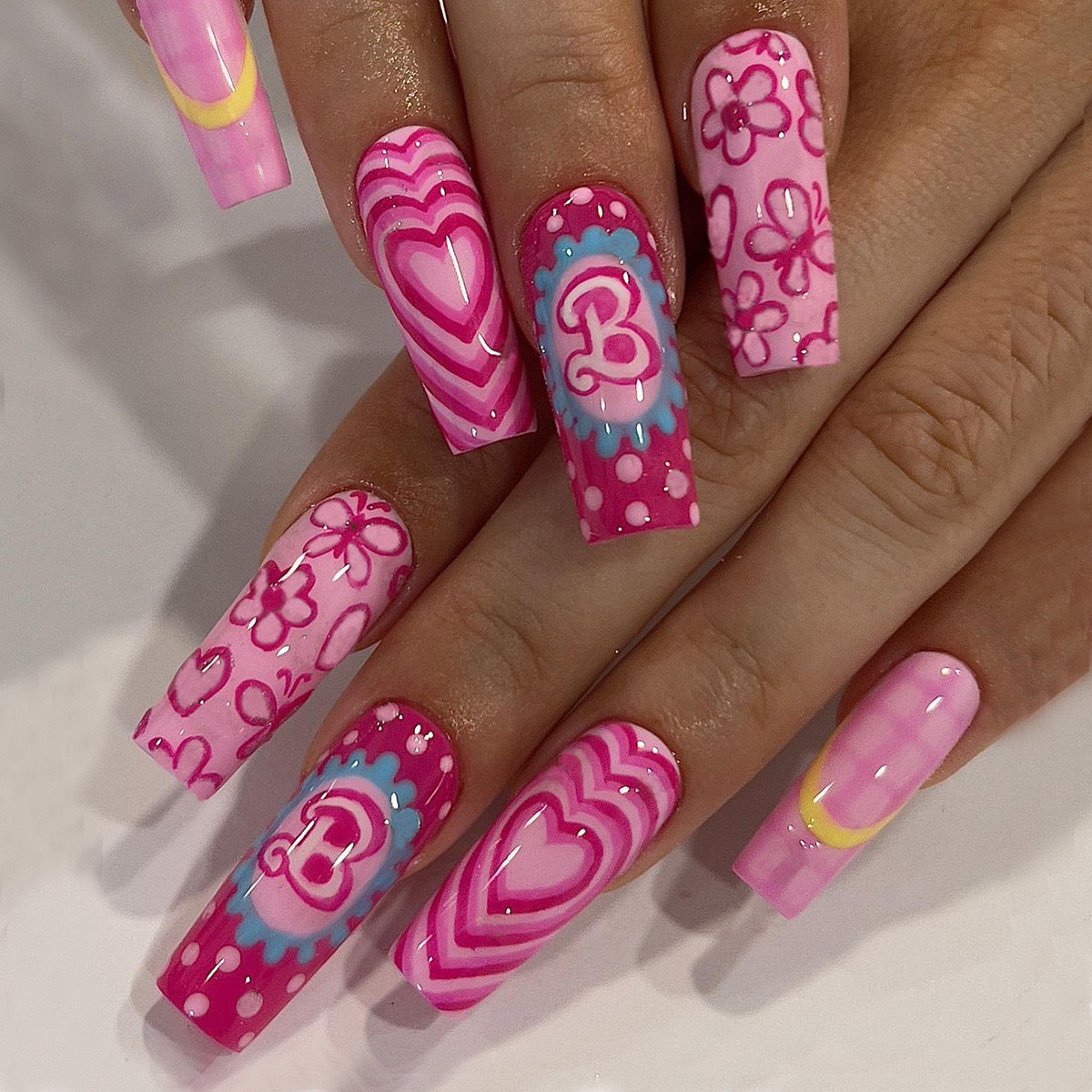 L48 Barbie Dreamheart High-end Press on Nails