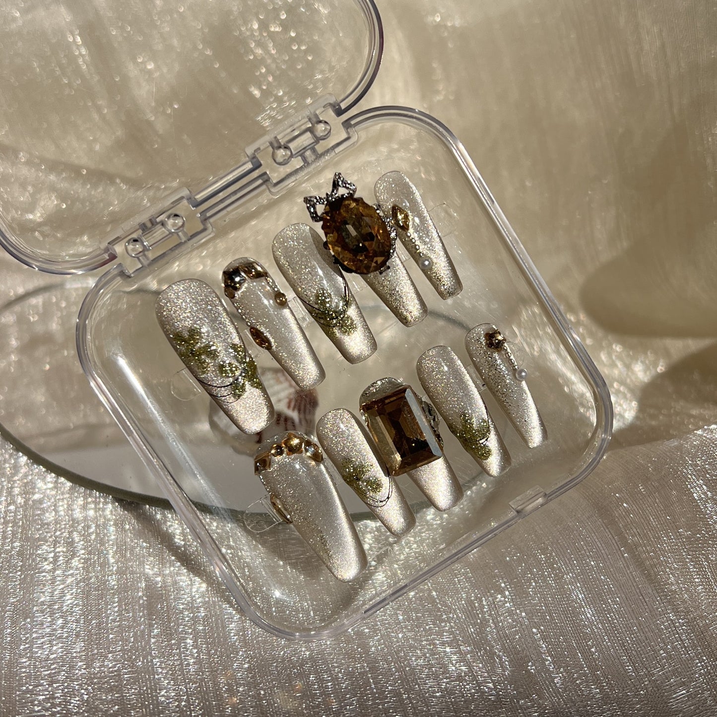 H14 Explosive Spark Cat Eye Merad Reusable Acrylic Nails