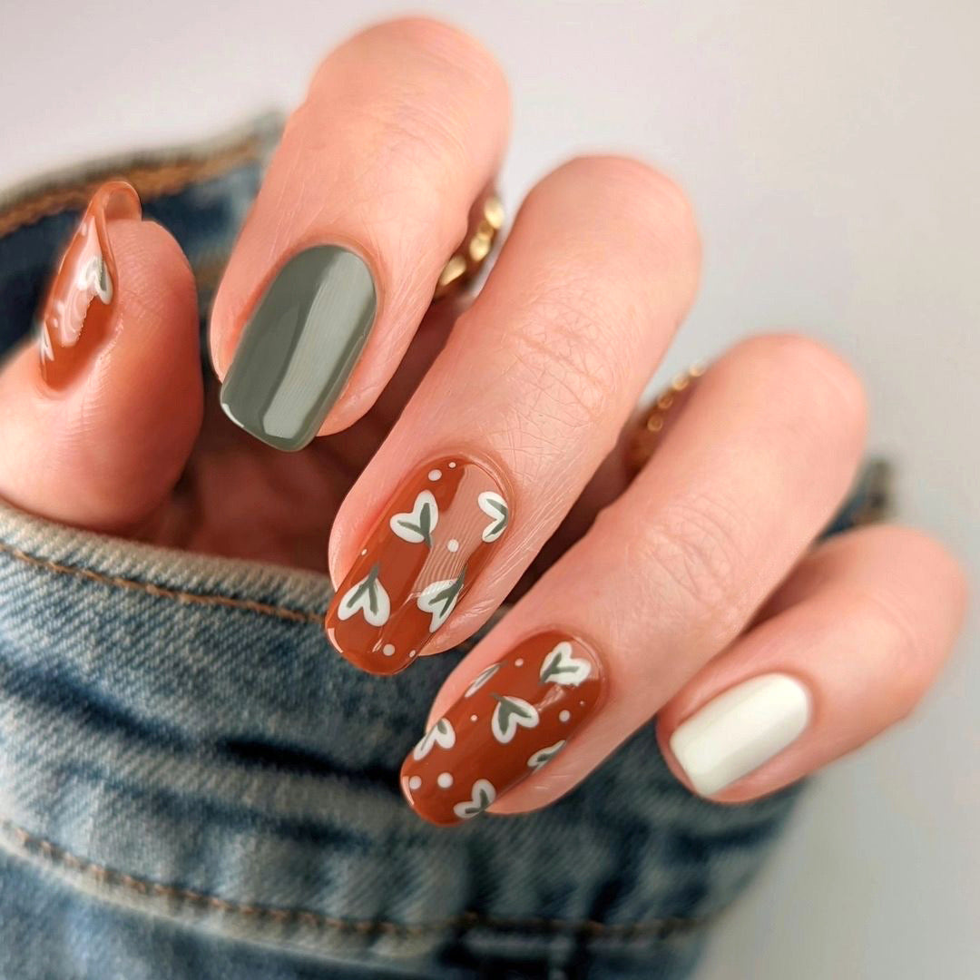 M55 Brick Red Floral Whispers High-end Press on Nails