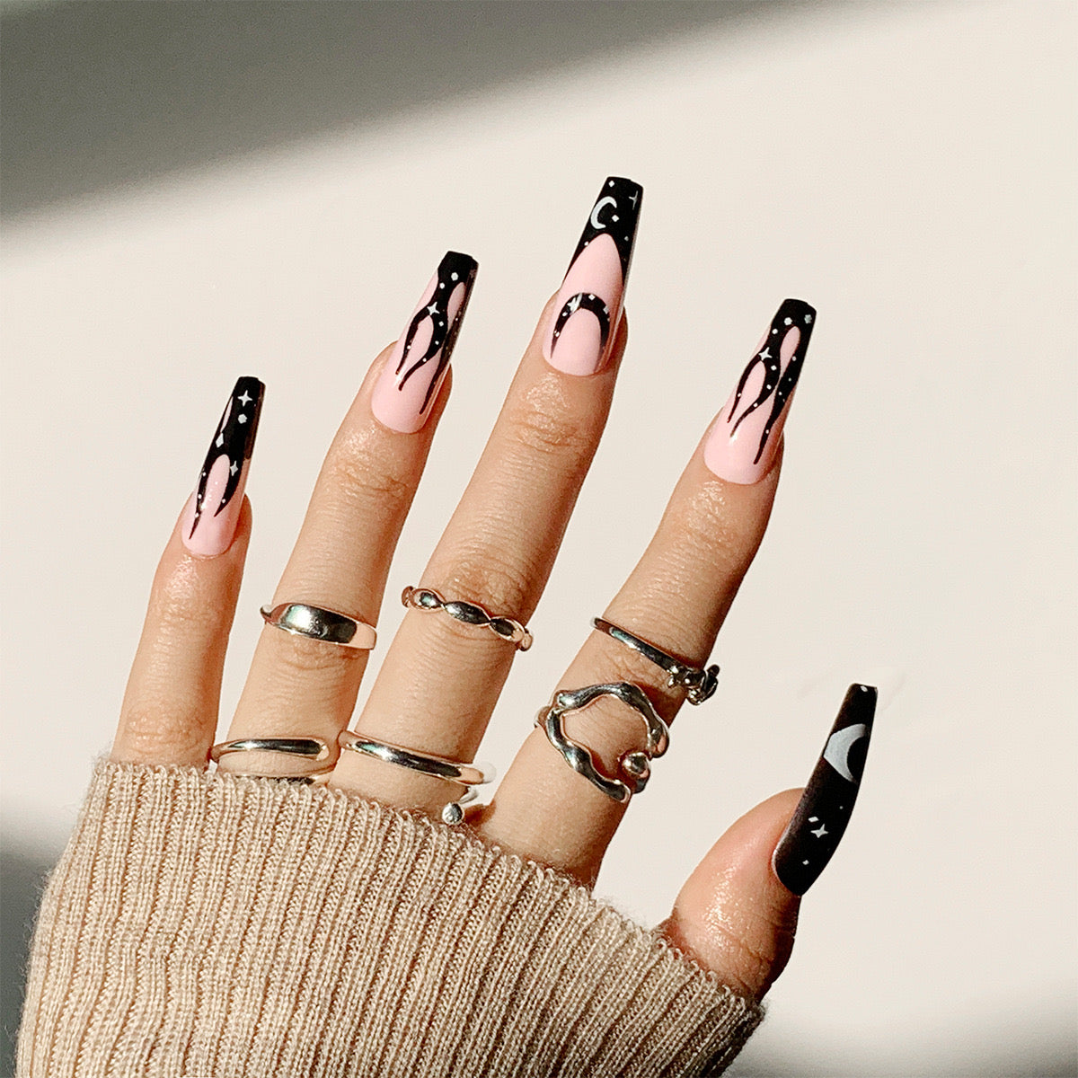 L23 Moonlit Blackfire High-end Press on Nails