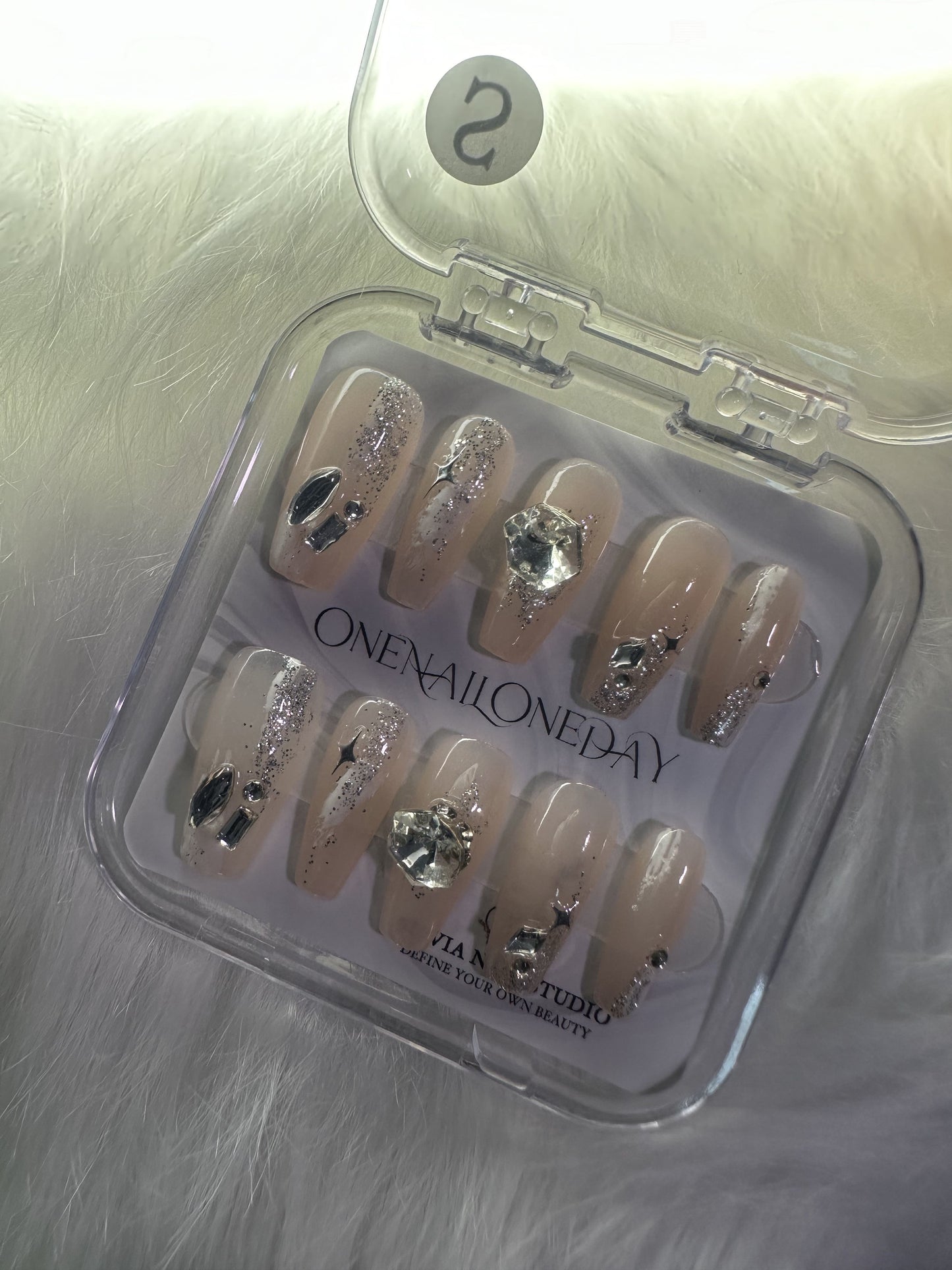 【High-end Handmade Acrylic Nails Salon-grade customized press ons】