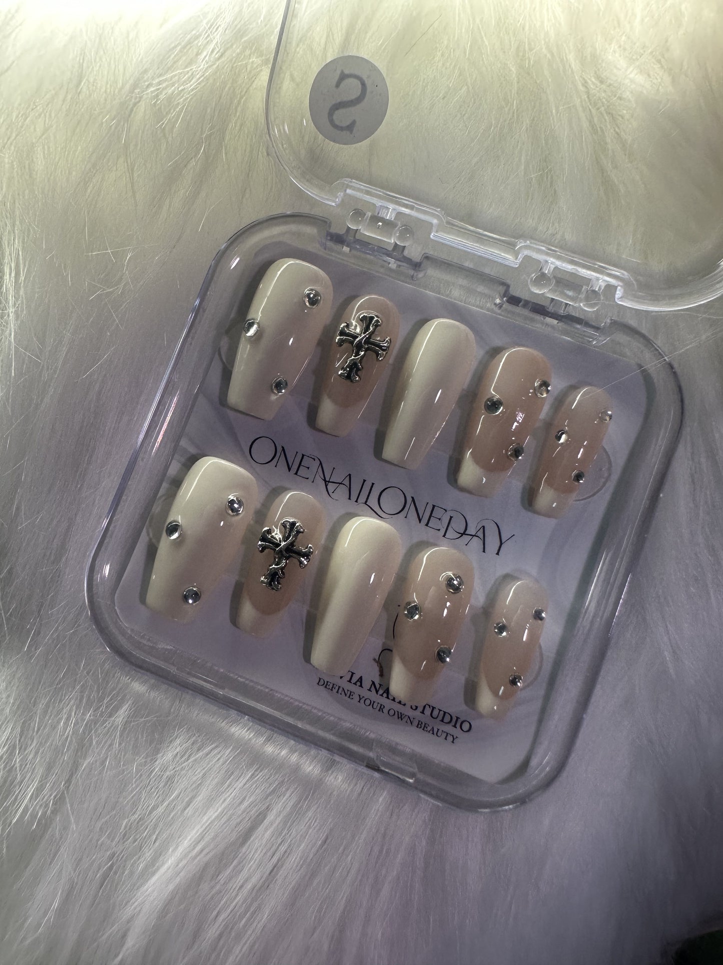 【High-end Handmade Acrylic Nails Salon-grade customized press ons】