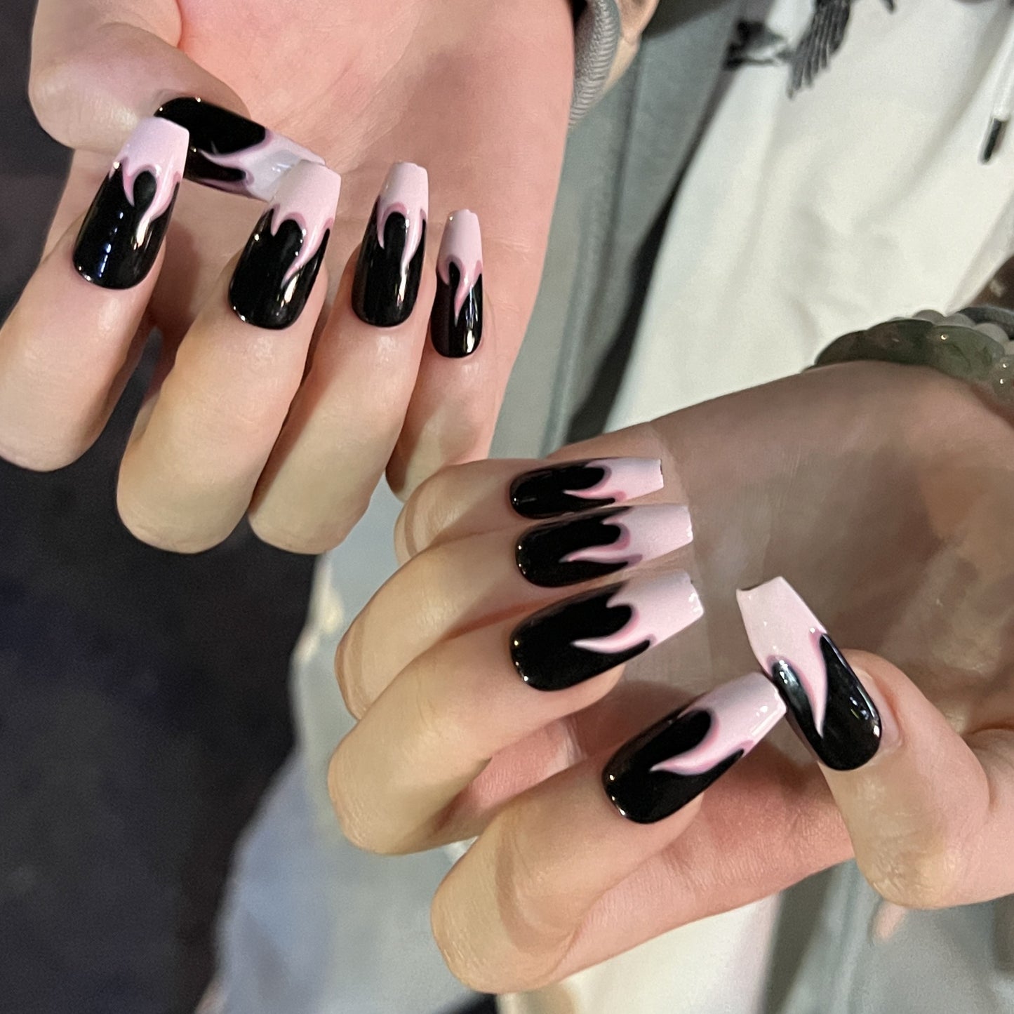 L03 Black Pink Blaze High-end Press on Nails