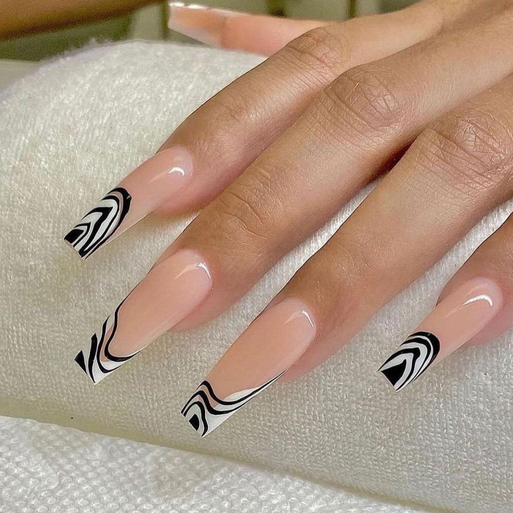 L47 Cloud Stripe High-end Press on Nails