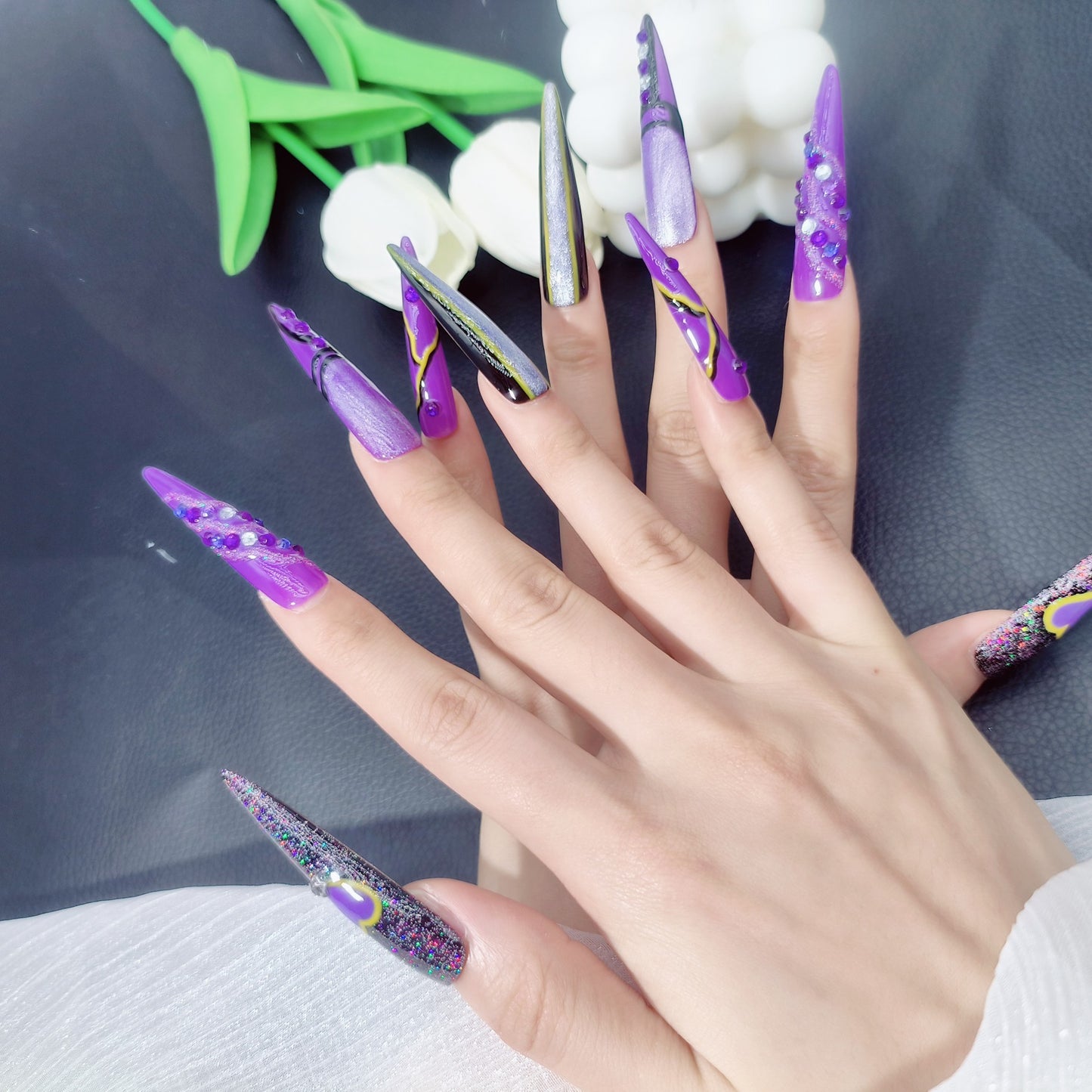 H144  Reusable Acrylic Nails