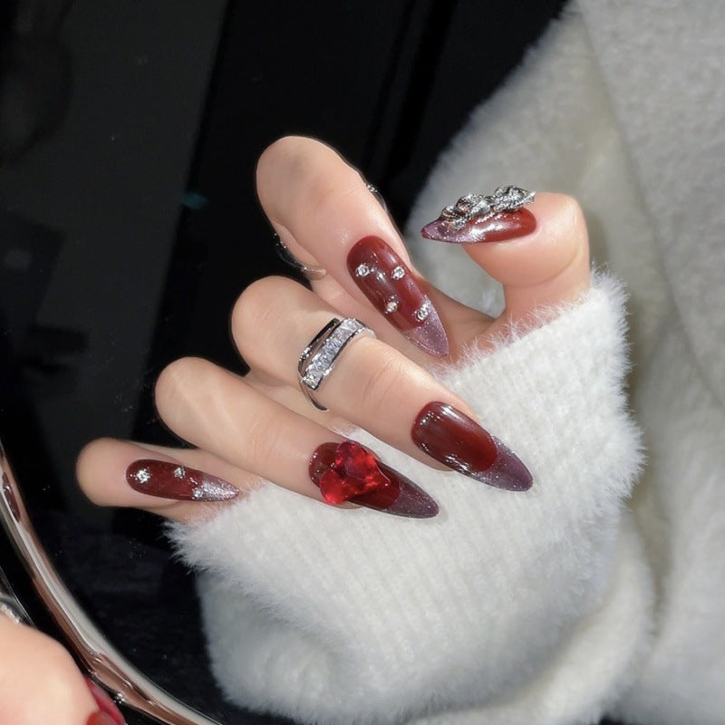 H232 High-end Press on Nails art