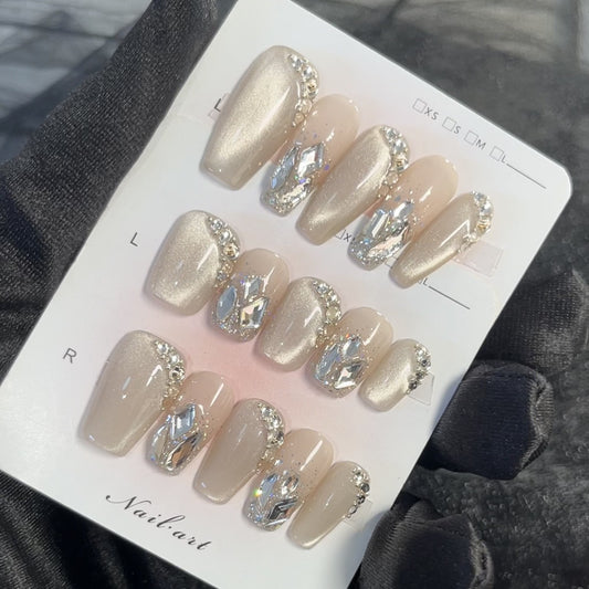 H28 Half-Moon Serenade High-end Press on Nails