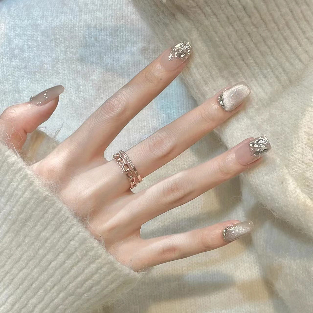 H28 Half-Moon Serenade High-end Press on Nails