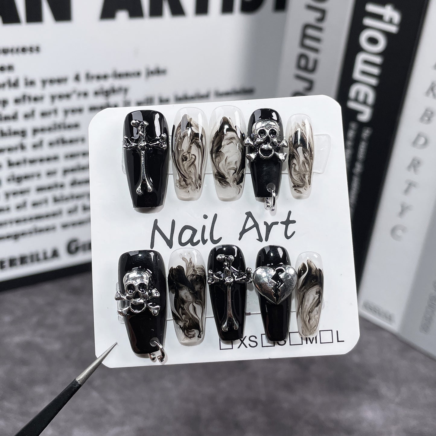 H94 Shadowed Skull Elegance High-end Press on Nails