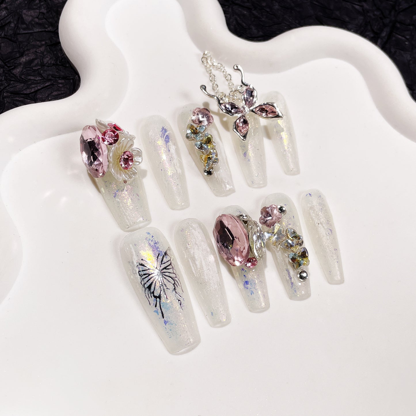 H85 Diamond Butterfly Elegance High-end Press on Nails