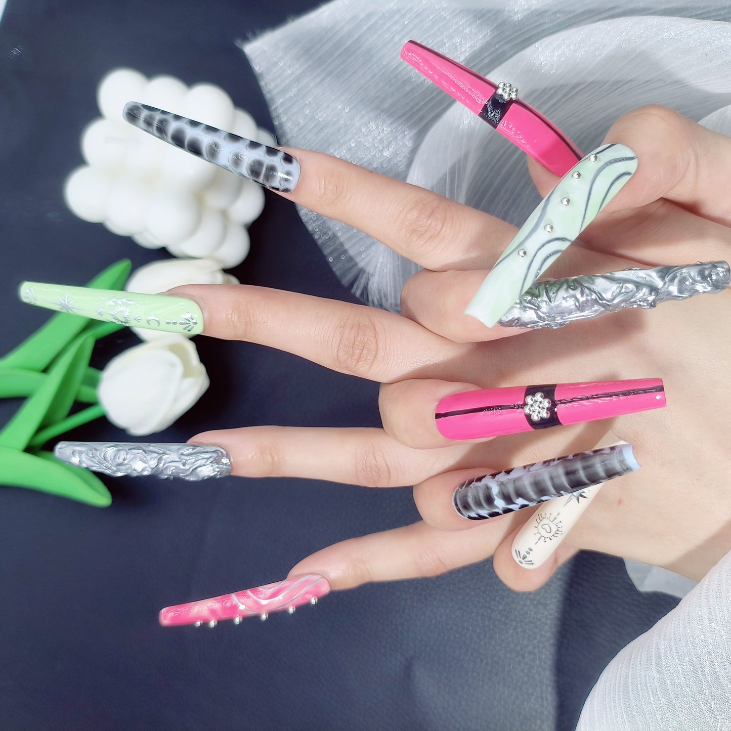 H135 Reusable Acrylic Nails