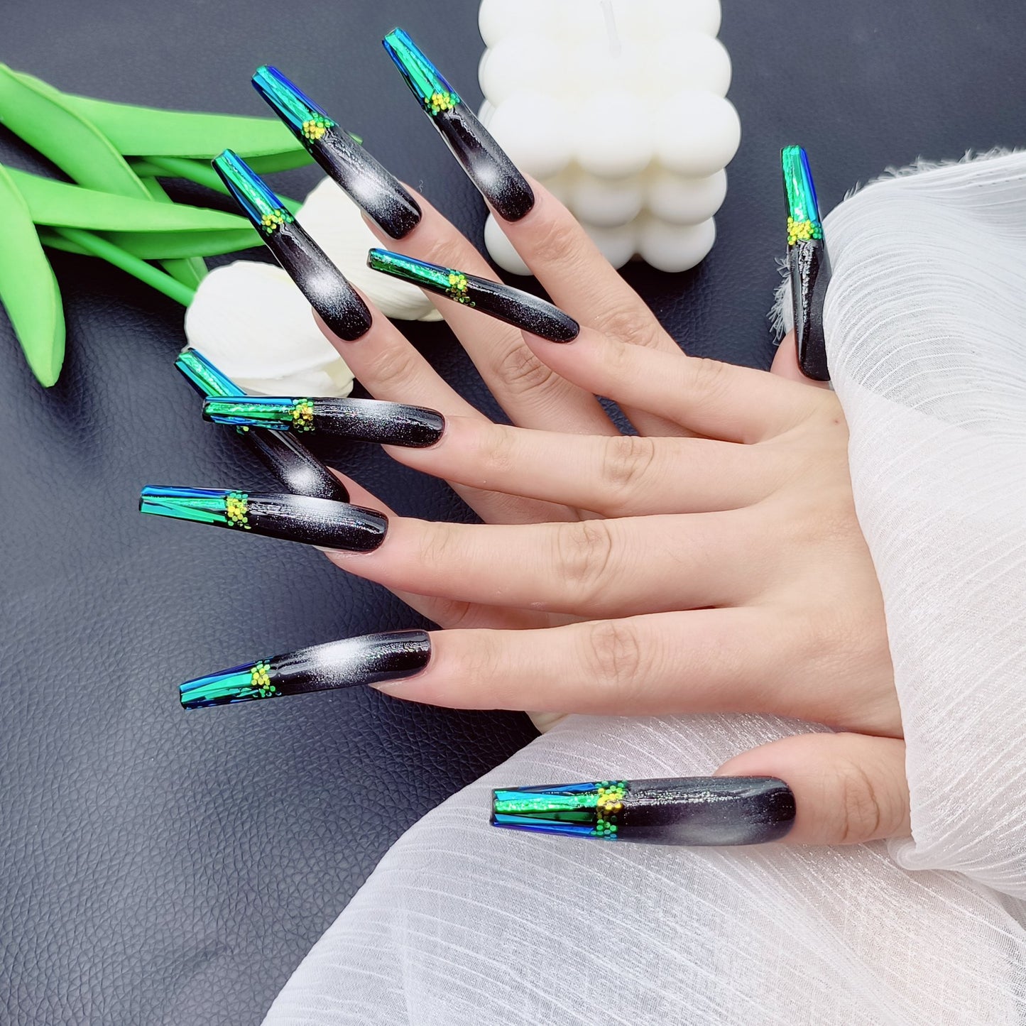 H149  Reusable Acrylic Nails